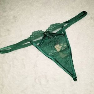 Victoria's Secret Black Label Designer Thong💚